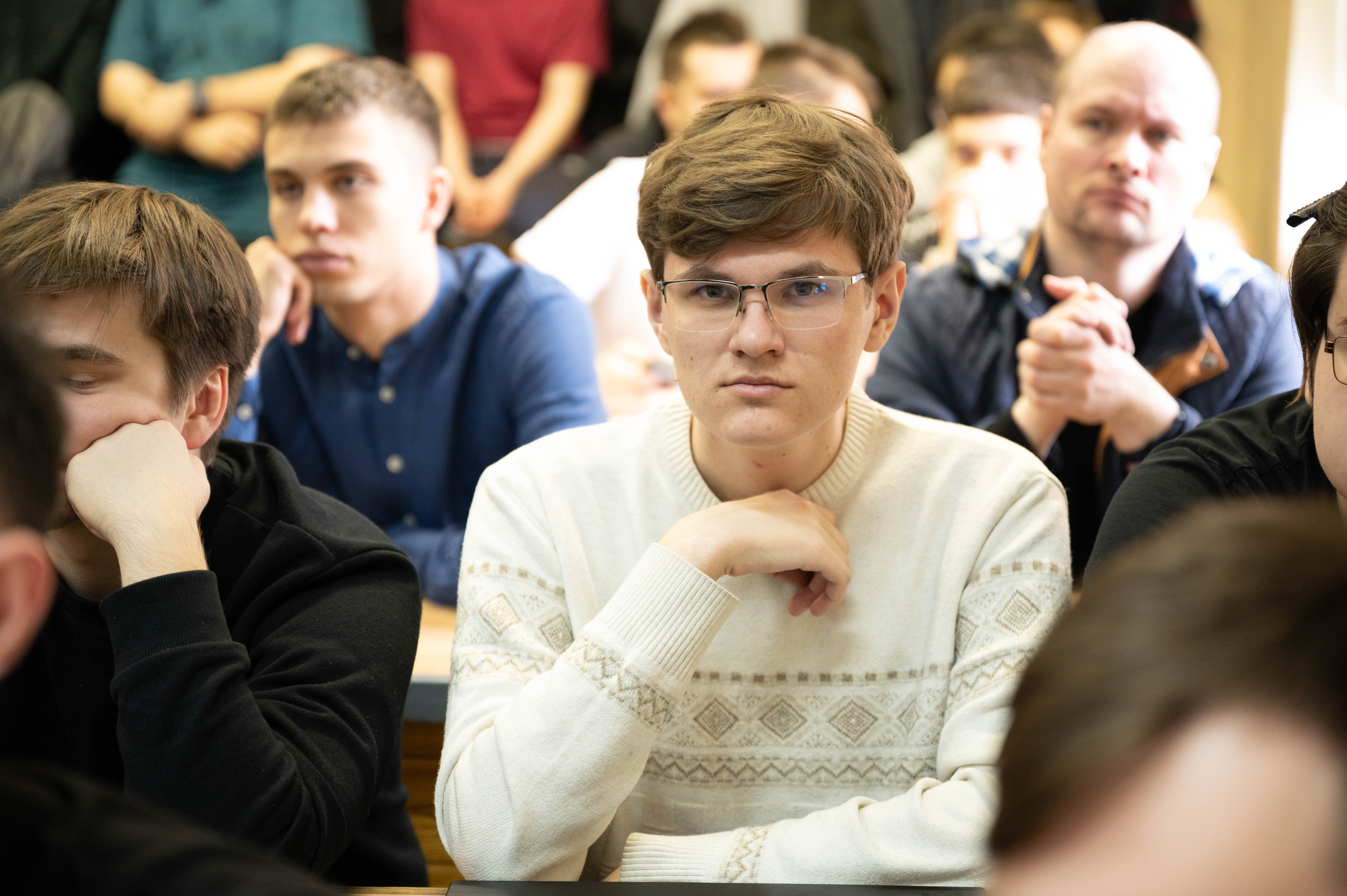 1Медиа файл
